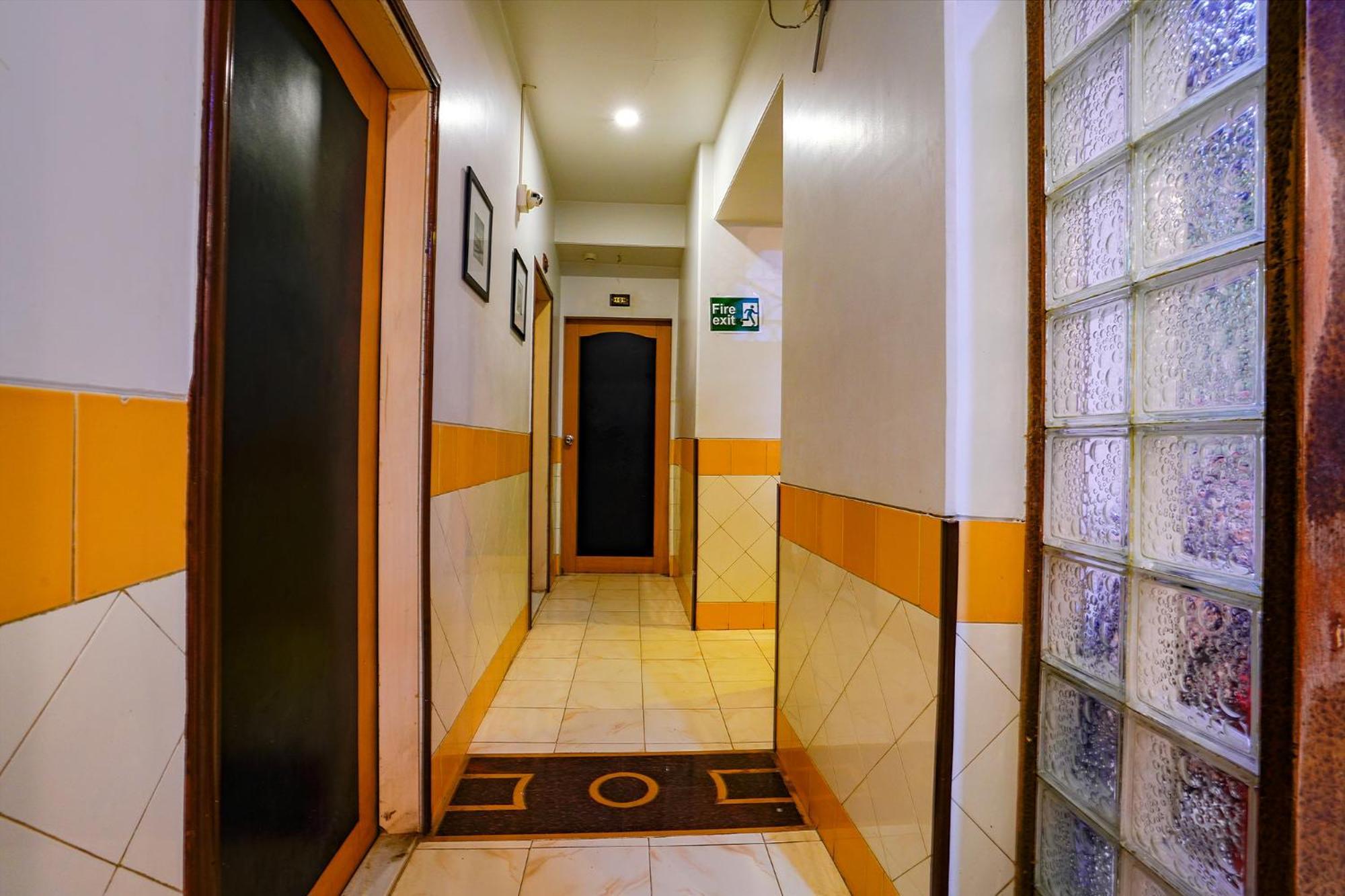 FabHotel Manas Residency Bombay Exterior foto