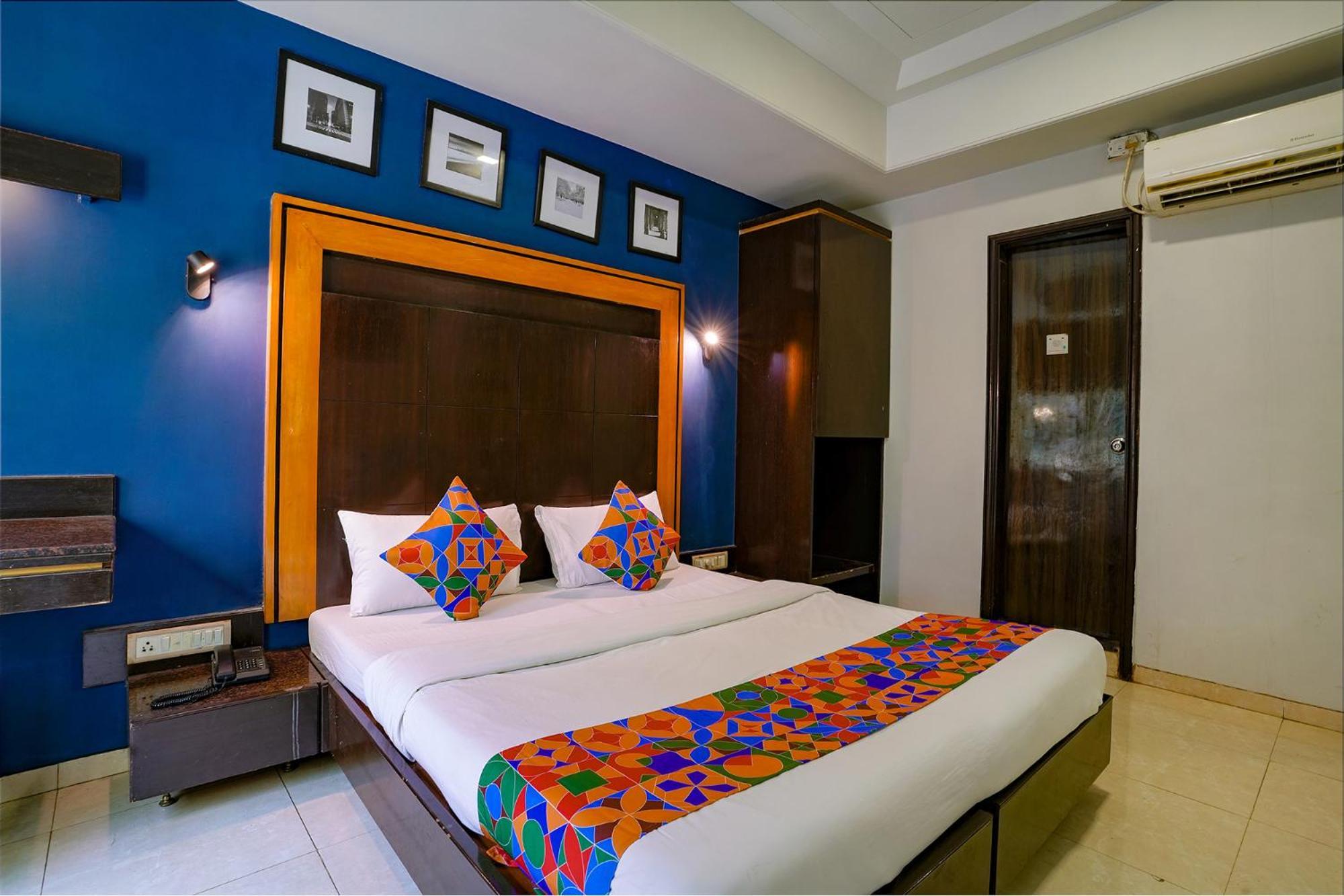 FabHotel Manas Residency Bombay Exterior foto