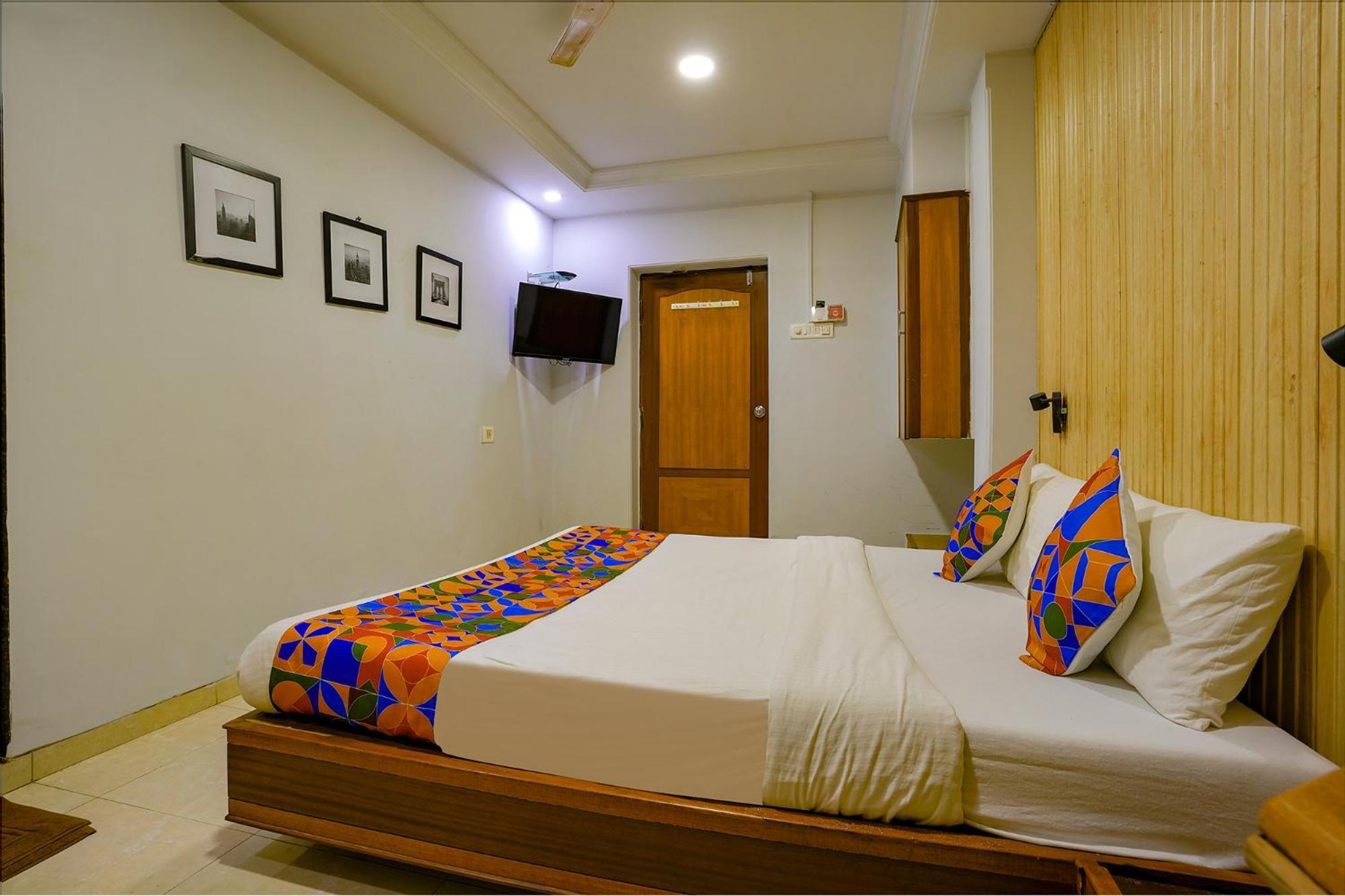 FabHotel Manas Residency Bombay Exterior foto