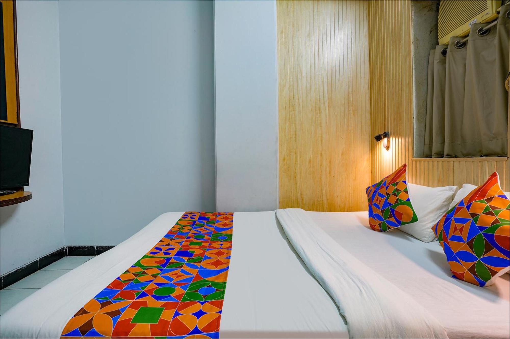 FabHotel Manas Residency Bombay Exterior foto